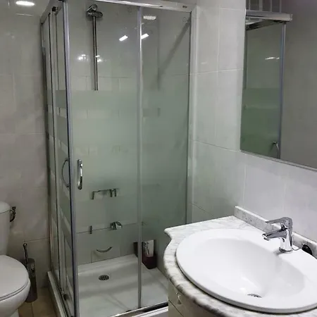 Apartamento Gaudi * Manresa