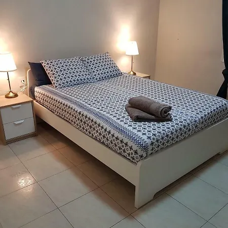 Apartamento Gaudi Apartment Manresa